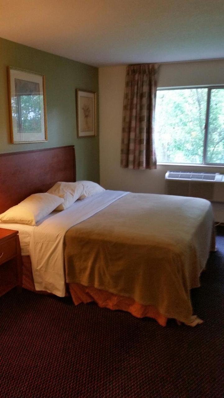 Fort Atkinson Riverwalk Inn & Suites المظهر الخارجي الصورة
